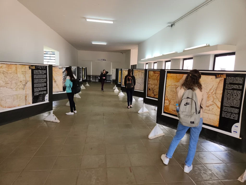 Conjunto cartográfico mostra evolução do mapa do Paraná ao longo entre os séculos 19 e 20