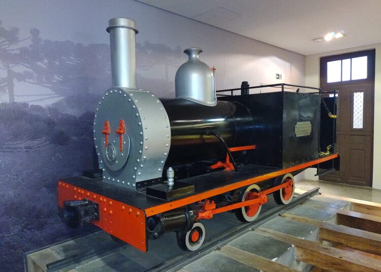 Maria fumaça restaurada no Museu Ferroviário de Curitiba